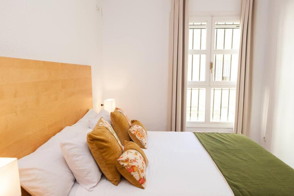 세비야 Zona 1 Santa Cruz Parking Privado 아파트 외부 사진