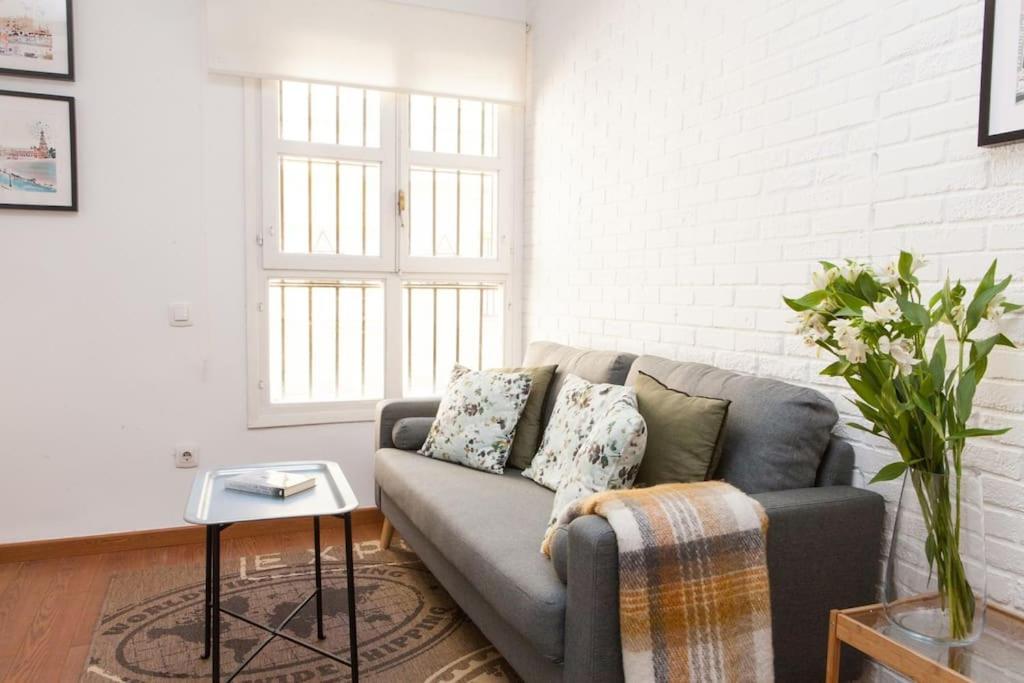 세비야 Zona 1 Santa Cruz Parking Privado 아파트 외부 사진
