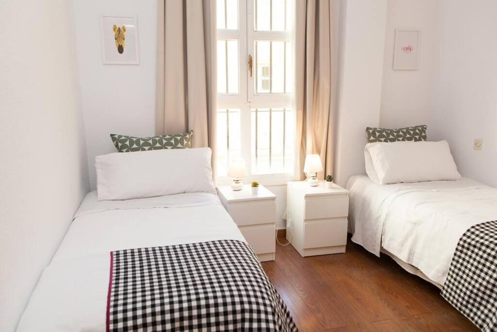 세비야 Zona 1 Santa Cruz Parking Privado 아파트 외부 사진