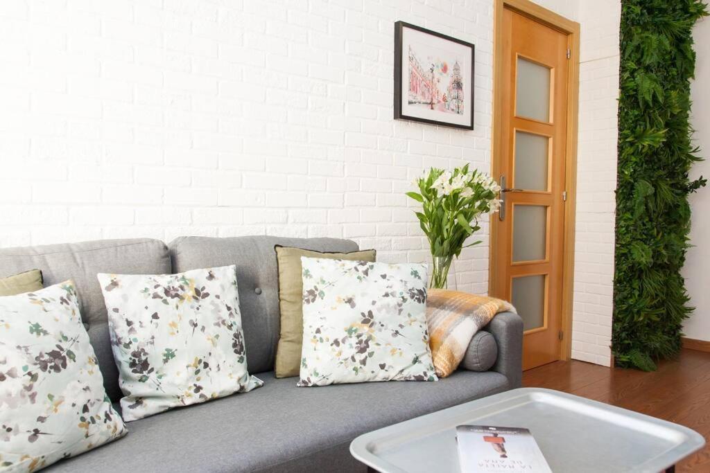 세비야 Zona 1 Santa Cruz Parking Privado 아파트 외부 사진