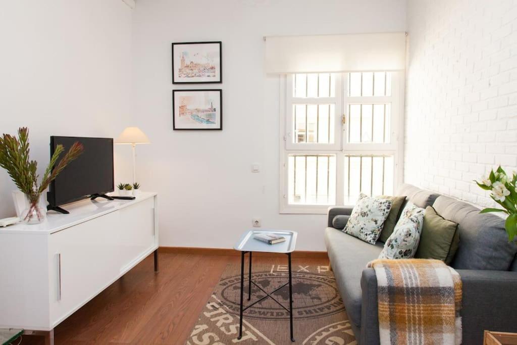 세비야 Zona 1 Santa Cruz Parking Privado 아파트 외부 사진