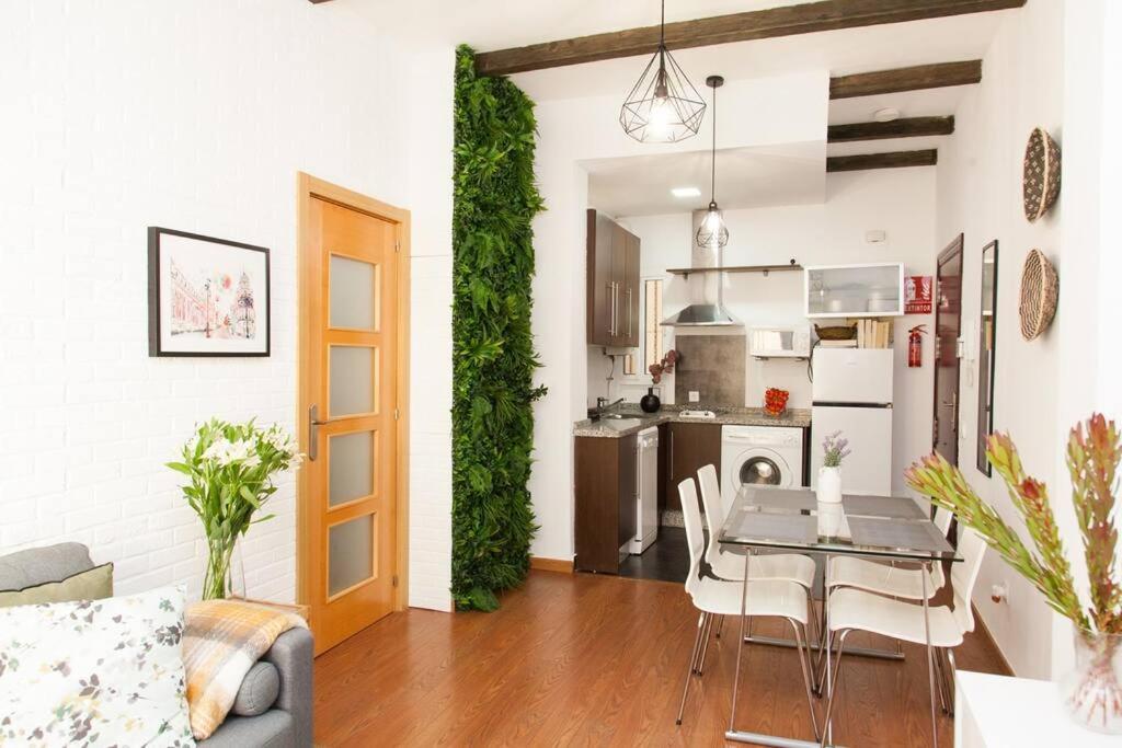 세비야 Zona 1 Santa Cruz Parking Privado 아파트 외부 사진